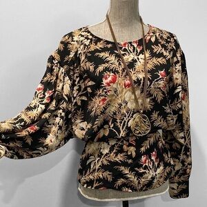 H&m Black Floral Batwing Sleeved Blouse Medium
